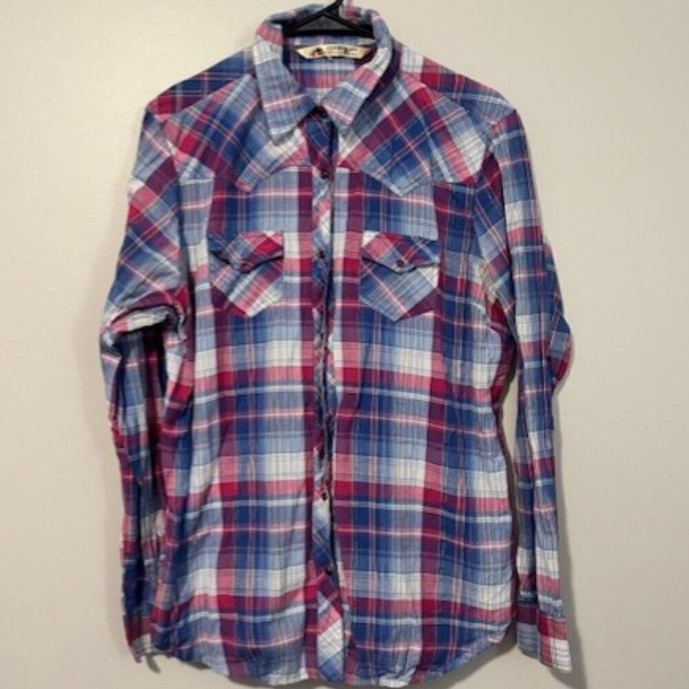 USED Woman's Cumberland Outfitters Long Sleeve Button Down Shirt Color Pink/Blue